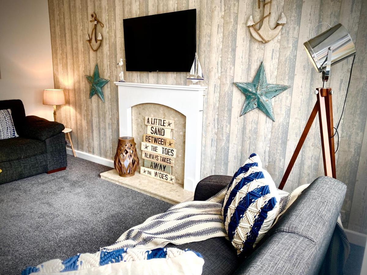 Remarkable 3-Bed Hot Tub House In Blackpool Luaran gambar